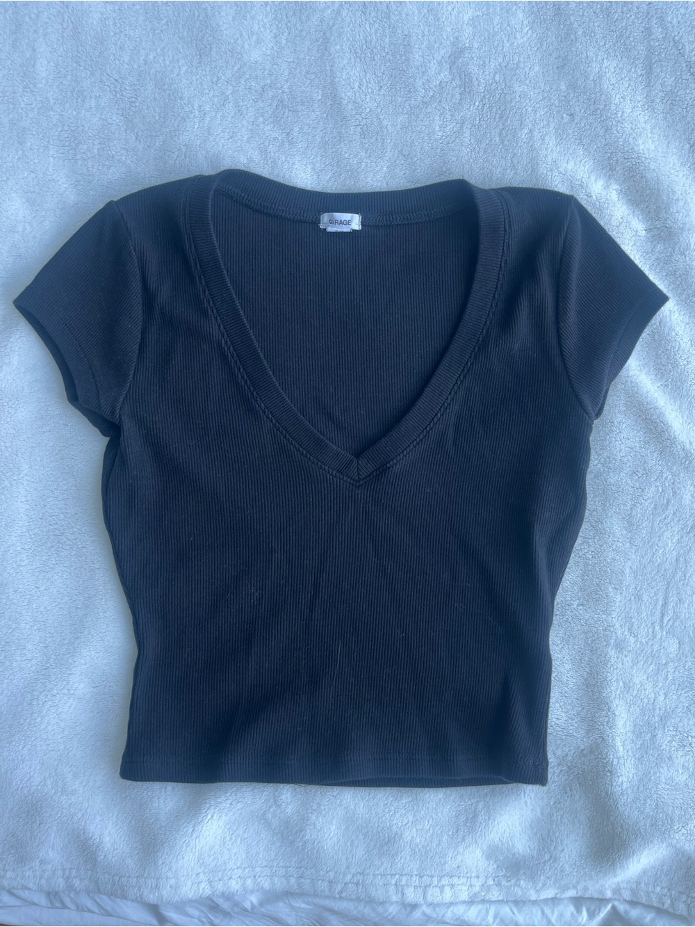 Black Ribbed V-Neck Crop Tee